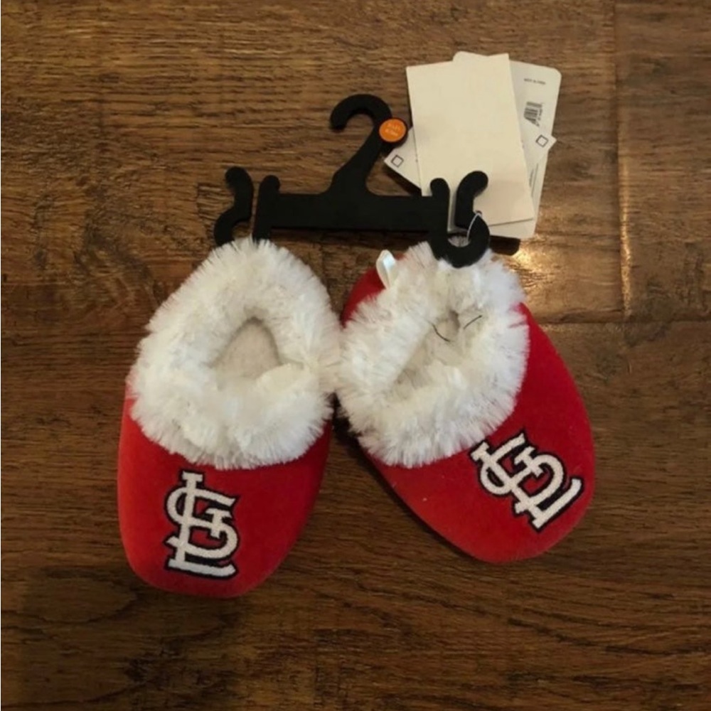 STL Cardinals MLB 6/9 Months New Slipper baseball